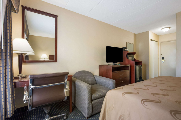 Others 5, Quality Inn Near Princeton, Mercer