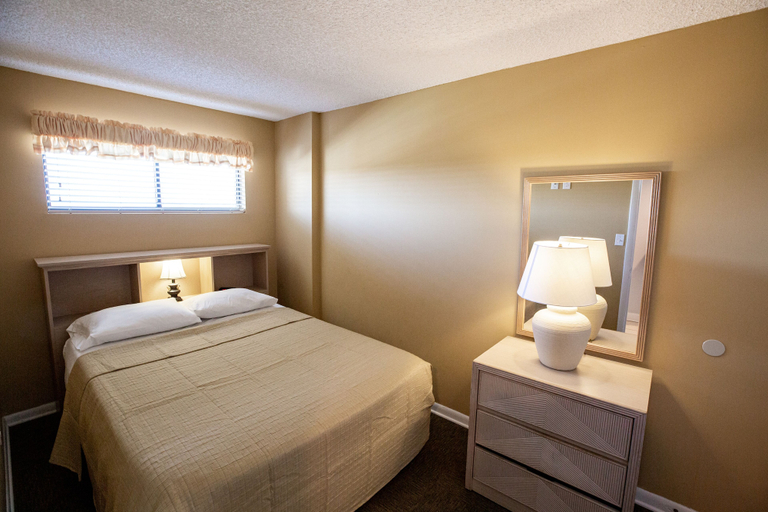 Bedroom 2, Atalaya Towers, Georgetown
