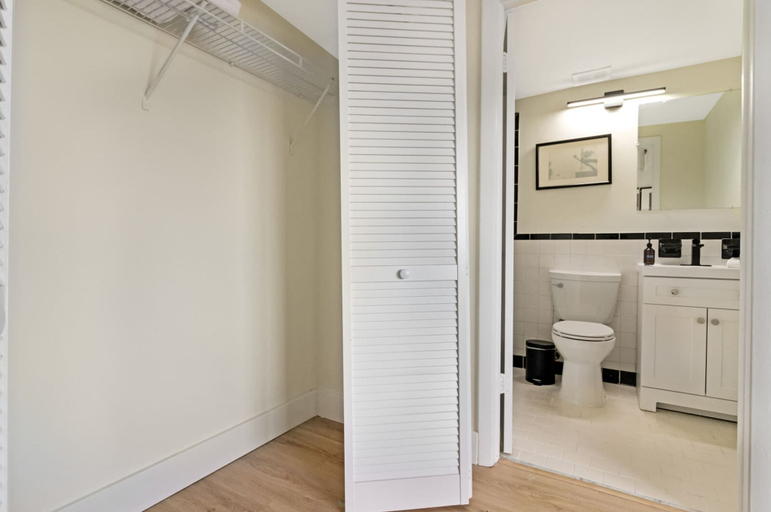 Bathroom 4, Roami at The Alamac, Miami-Dade