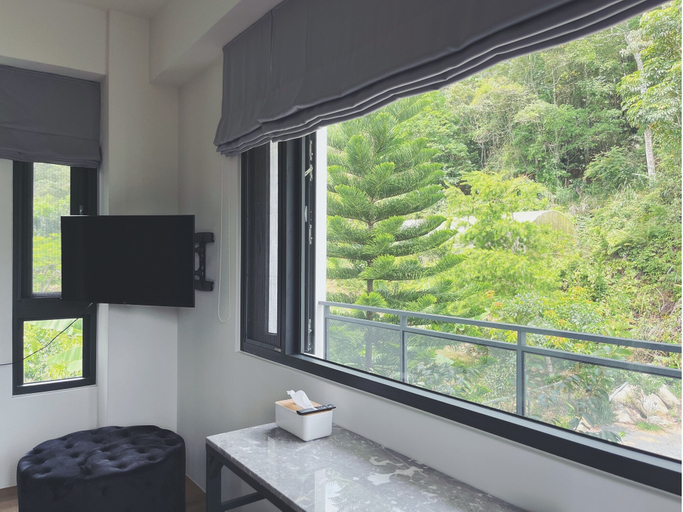 Others 5, Dear house, Nantou