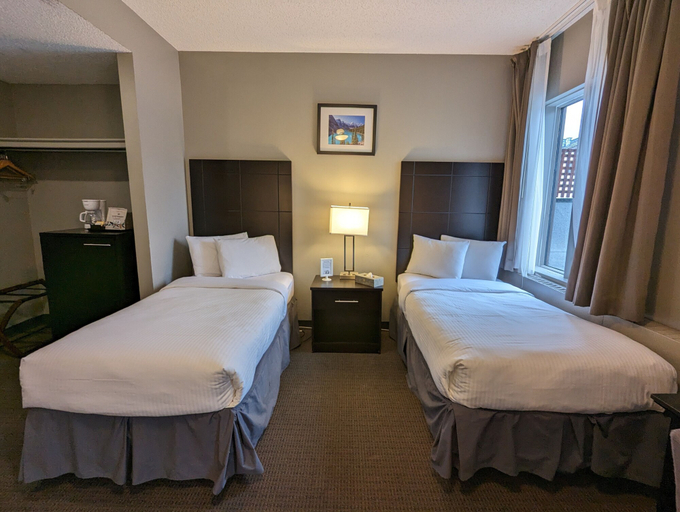 Bedroom 2, King Edward Hotel, Division No. 15