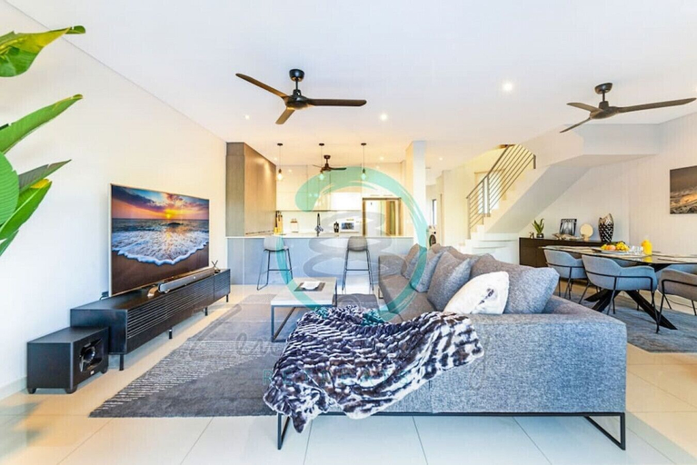 Others 4, ZEN ARCTIC LUXURY 2-STORY House & Pool, Fannie Bay