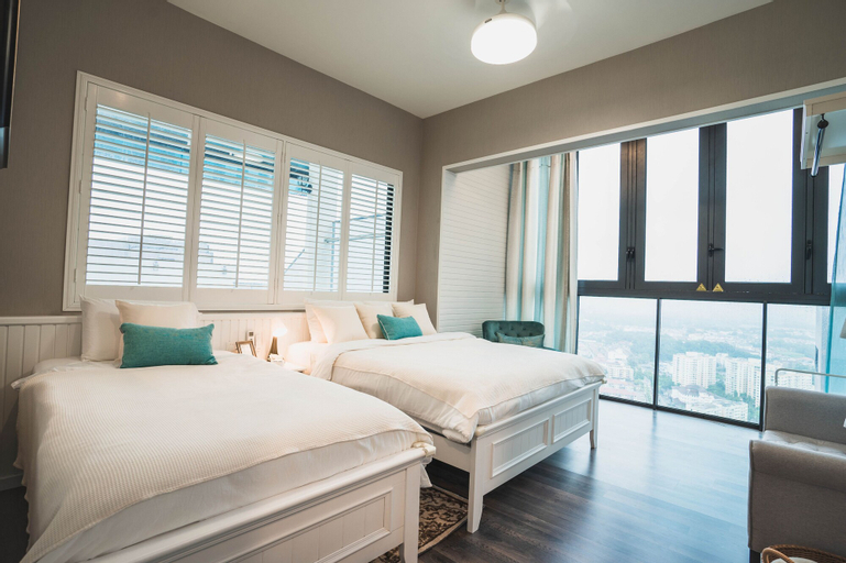 Bedroom 16