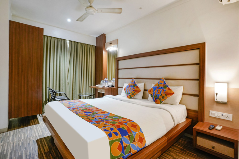 Bedroom 2, Fabhotel Konar Inn, Thane