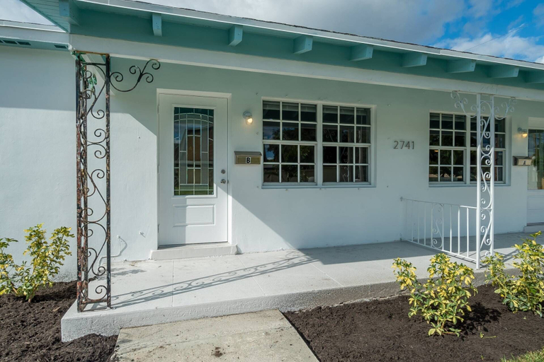 Exterior & Views, Ocean Oasis Apt B, Downtown, Beach, Dog Friendly, Shops, Palm Beach