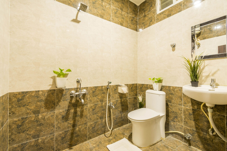 Bathroom 4, Hotel Plaza Airport Zone, Ranga Reddy