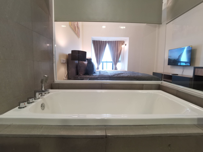 Bathroom 15
