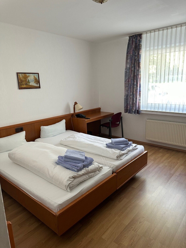 Bedroom 4, Hotel Stimbergpark, Recklinghausen