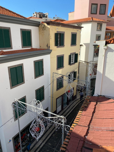 Room 5, Ribeira das Casas Apt 3E by Homie, Funchal