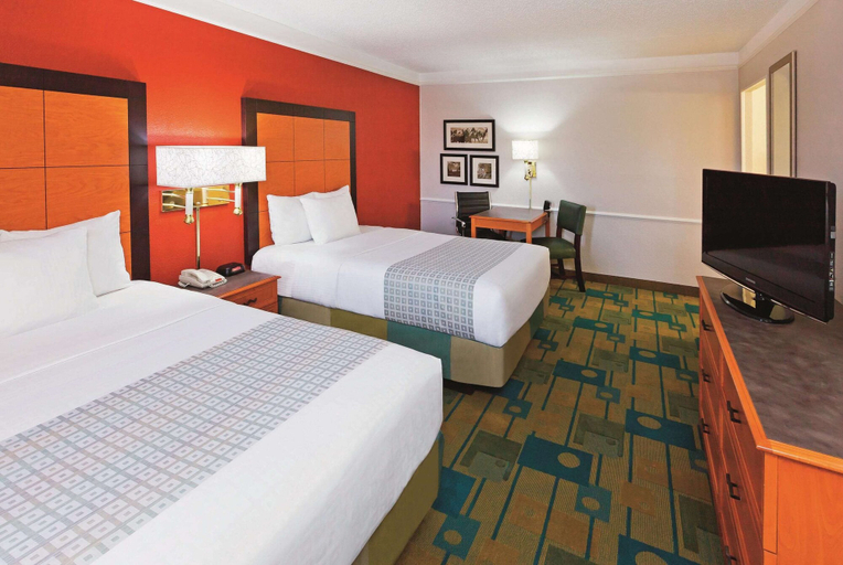 Bedroom 5, Baymont by Wyndham Lubbock - Downtown Civic Center, Lubbock