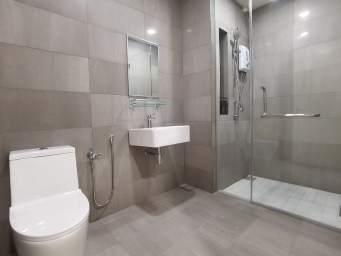 Bathroom 17
