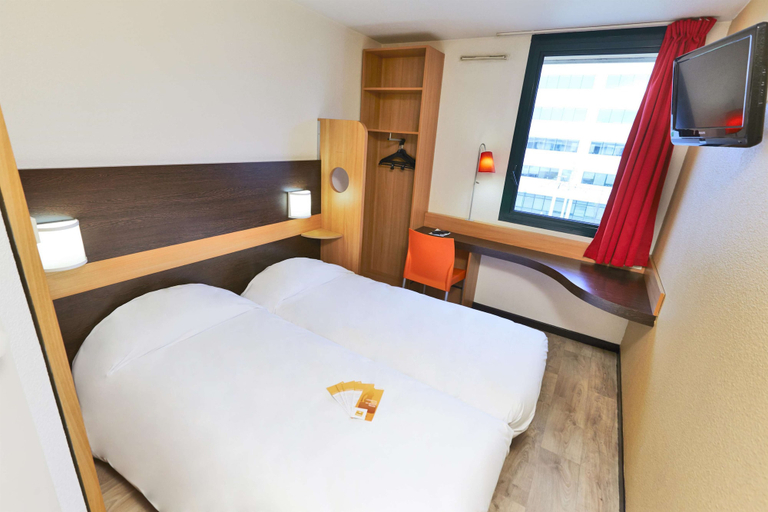 Others 4, Première Classe Paris Ouest - Gennevilliers Barbanniers, Hauts-de-Seine