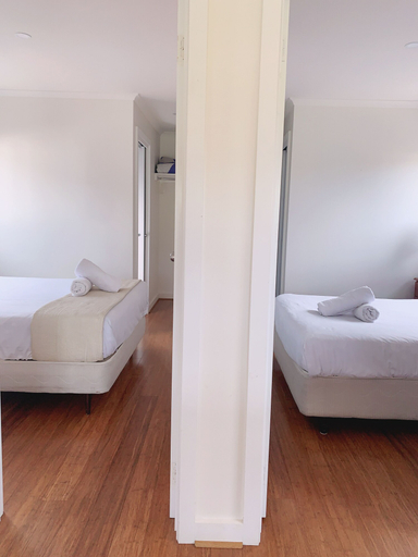 Bedroom 2, Colac Otway Caravan & Cabin Park, Colac-Otway - North