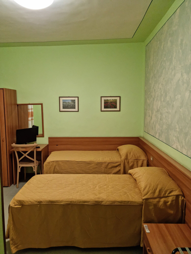 Bedroom 4, HOTEL LA PERGOLETTA, Terni