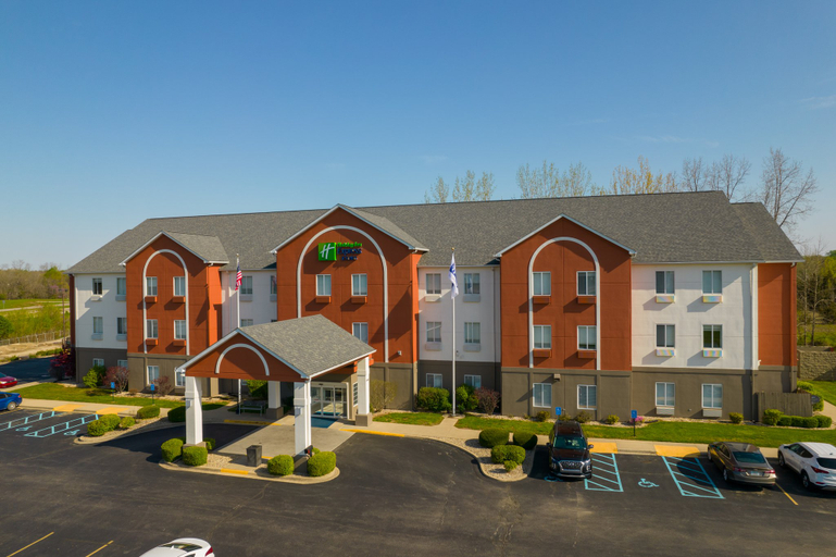 Exterior & Views 4, Holiday Inn Express & Suites BEDFORD by IHG, Lawrence