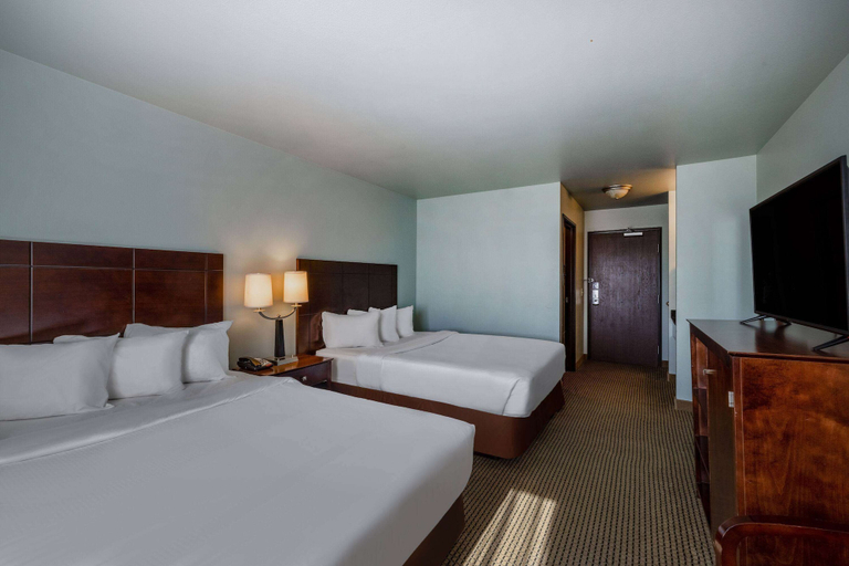 Bedroom 3, Baymont by Wyndham Rapid City, Pennington