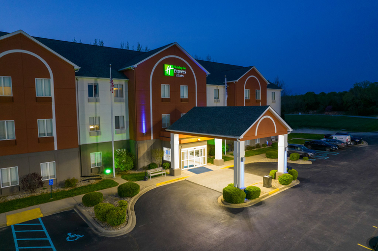 Exterior & Views 4, Holiday Inn Express & Suites BEDFORD by IHG, Lawrence