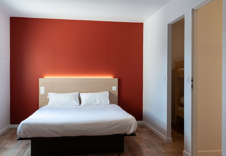 Bedroom 3, PREMIERE CLASSE BEAUNE, Côte-d'Or
