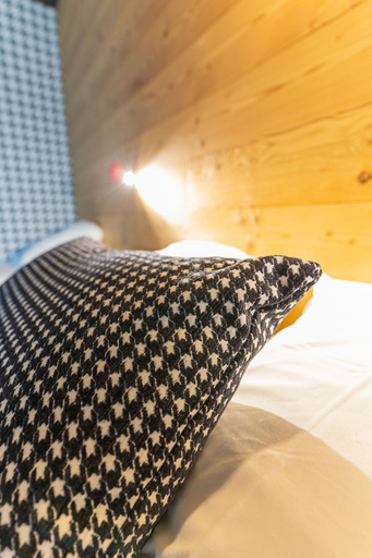 Bedroom 2, Cristal Lodge by Daddy Pool - TerresenS, Hautes-Alpes