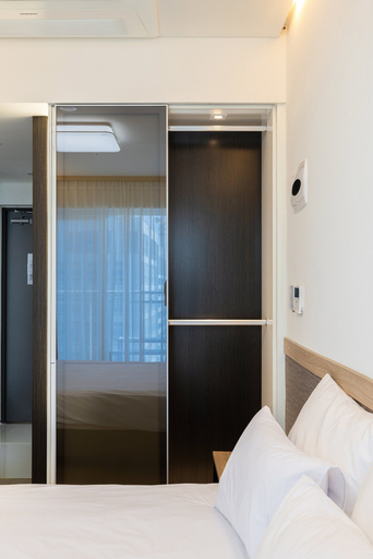Bedroom 4, Skytop Hotel Incheon Airport, Jung