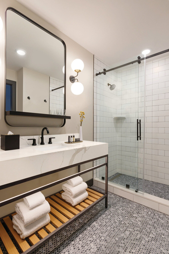 Bathroom 5, The Eddy Taproom & Hotel, Jefferson