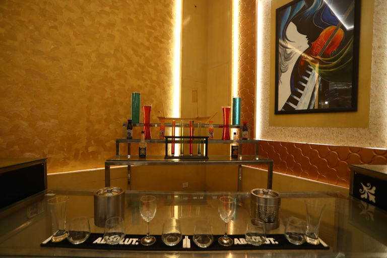 Food & Drinks 5, Hotel Kanha's Palm Springs, Bhopal