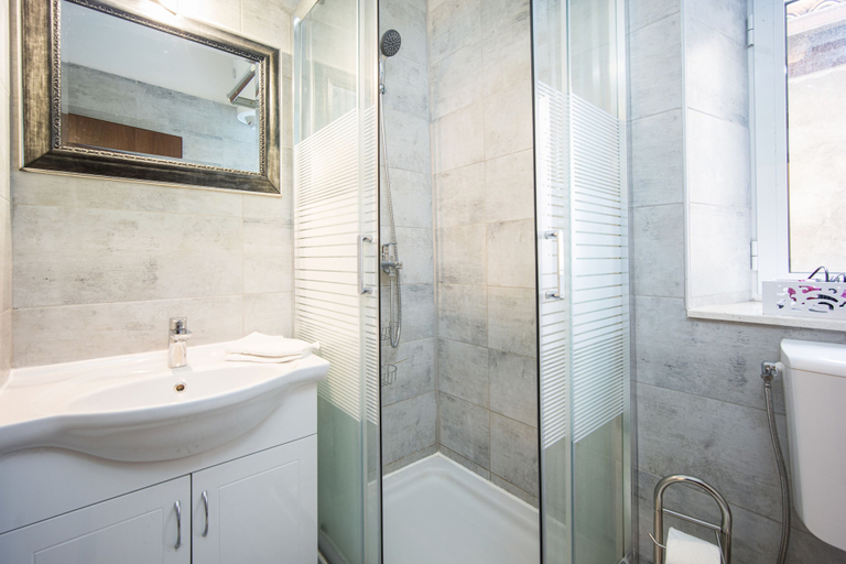 Bathroom 4, Stone house Lino Trogir, Trogir