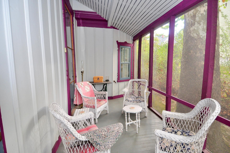 Others 5, Manor at Berkeley Springs, Morgan
