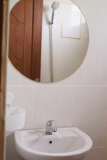 Bathroom 22