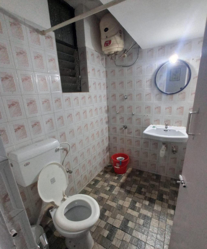 Bathroom, Sunpark Resort - 6 Mins walk to Baga Beach, North Goa