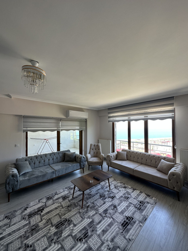 Others 5, Dogukan Hom, Yomra