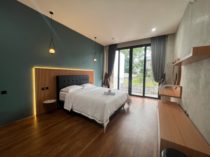 Bedroom 18