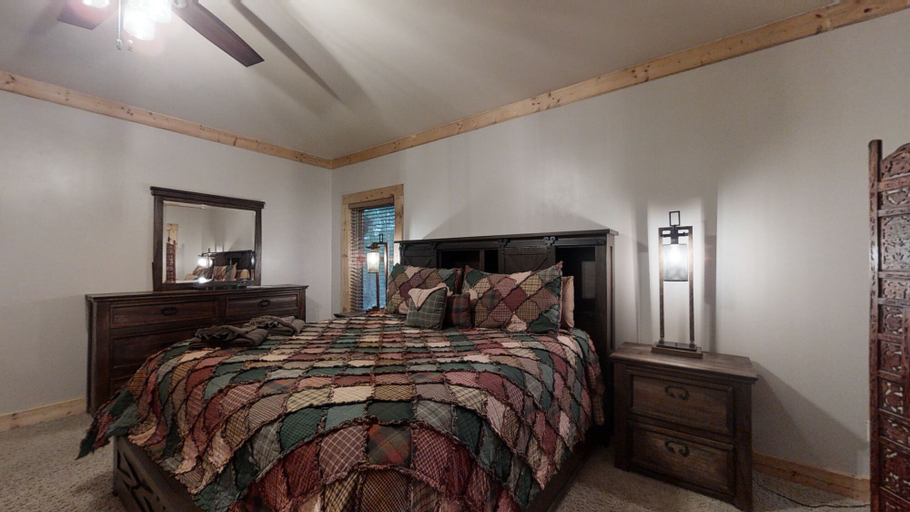 Bedroom 3, Snail's Pace, Sevier