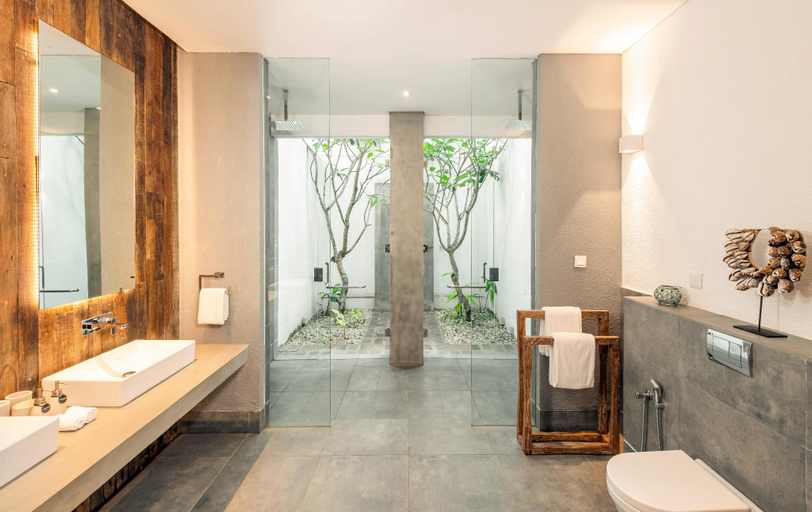 Bathroom 3, Ishq Talpe, Habaraduwa