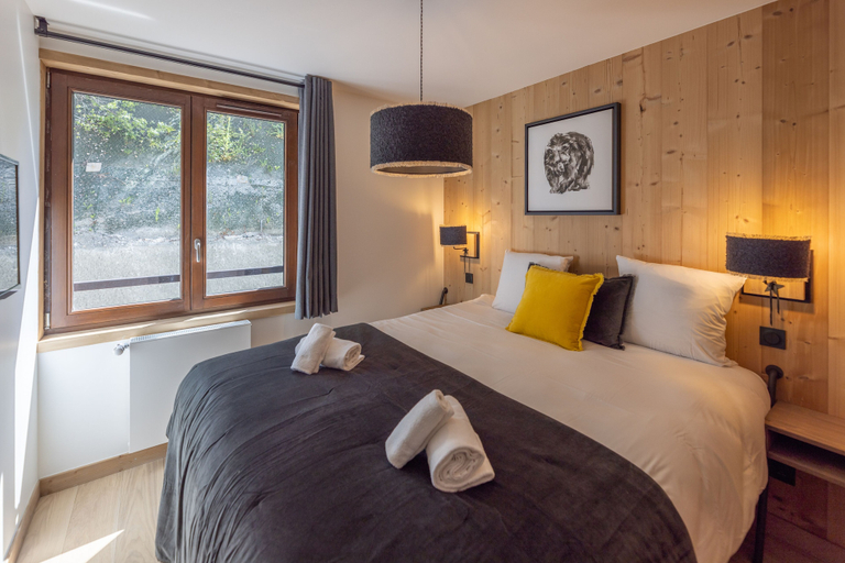 Bedroom 2, Cristal Lodge by Daddy Pool - TerresenS, Hautes-Alpes
