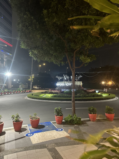 Food & Drinks 4, Cecillian Place Condotel, Pasay City