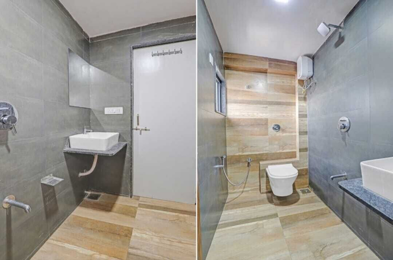 Bathroom, Hotel Neelkamal, Ahmadabad