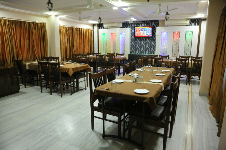 Food & Drinks 4, Hotel Garden View, Rajsamand