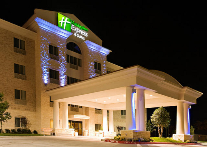 Exterior & Views 4, Holiday Inn Express & Suites BORGER by IHG, Hutchinson