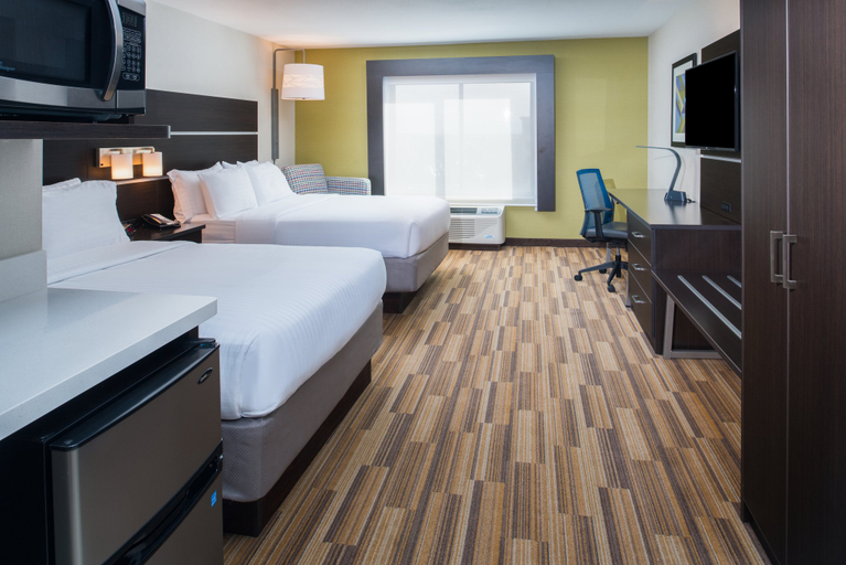 Bedroom 3, Holiday Inn Express & Suites BISMARCK by IHG, Burleigh