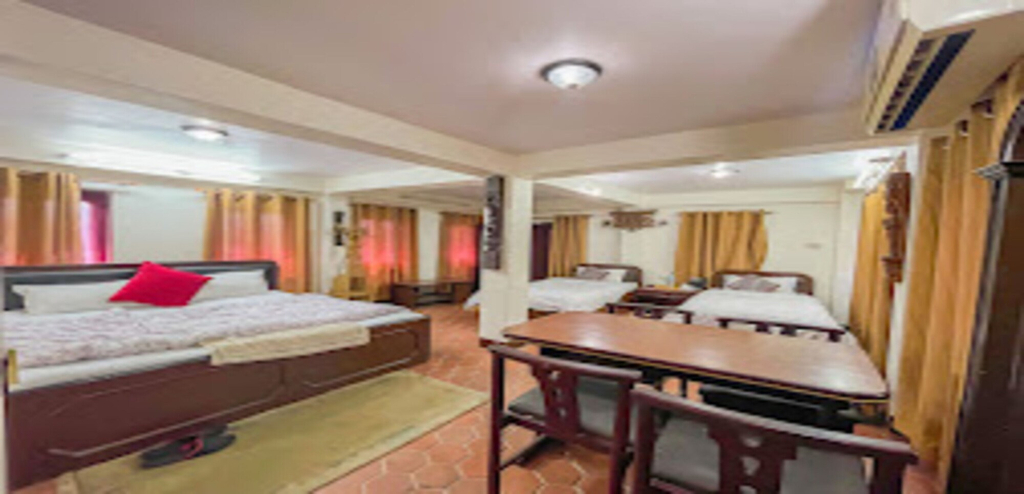 Room 3, MeroStay 222 Guest House DD, Bagmati