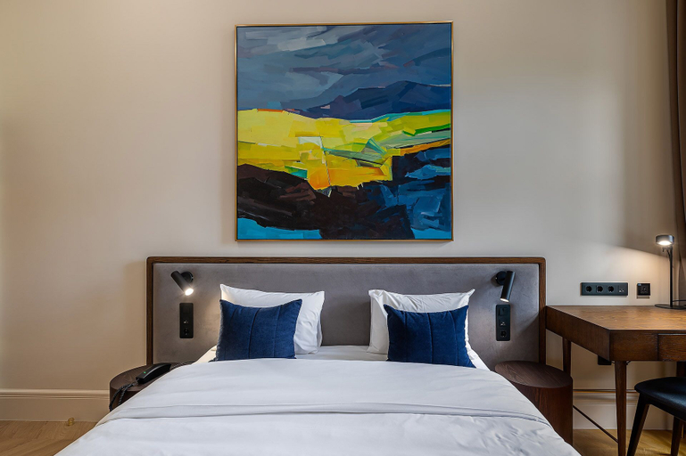 Bedroom 4, On The Square, L'vivs'ka