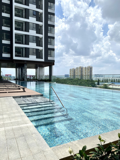 Sport & Beauty 2, The Emerald Golf View, Thuận An