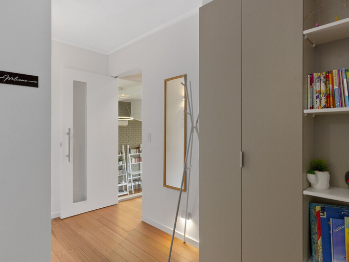 Others 5, Spectacular Views - 5 Bedroom House, Hobart