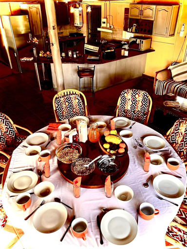 Food & Drinks 4, Manzini Swazi King Chalets, Ehlanzeni