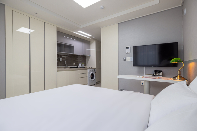 Bedroom 4, GL City Hotel Incheon Airport, Jung
