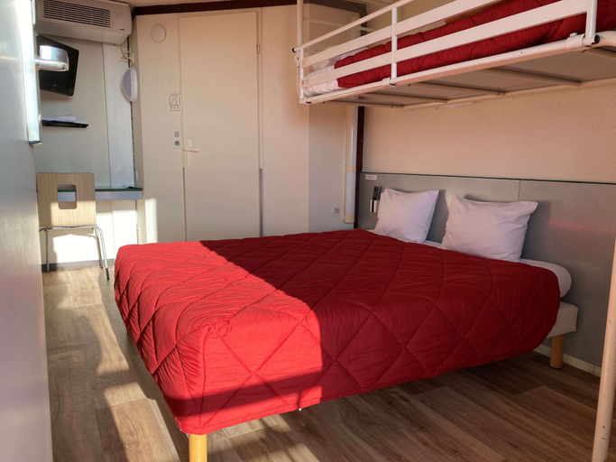 Bedroom 4, Premiere Classe La Rochelle Sud-Angoulins, Charente-Maritime