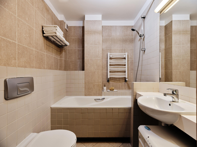 Bathroom 5, Media Park, Warsaw