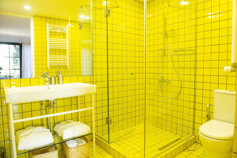 Bathroom 3, Funicular Inn Apartments, Tbilisi