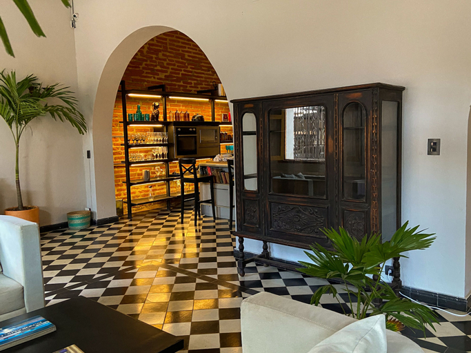Food & Drinks 5, Casa Charlotte Alma Hotels, Santa Marta (Dist. Esp.)